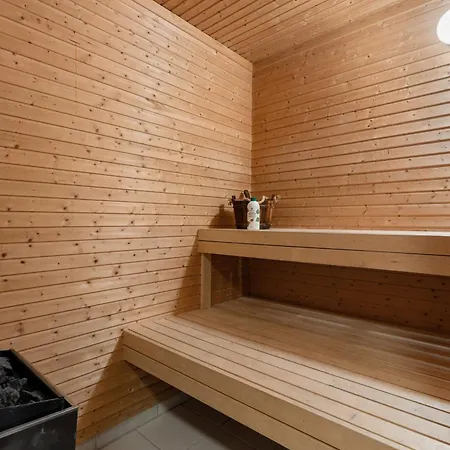 Aurora Center With Sauna * トロムソ