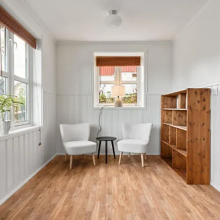 Aurora Center With Sauna *